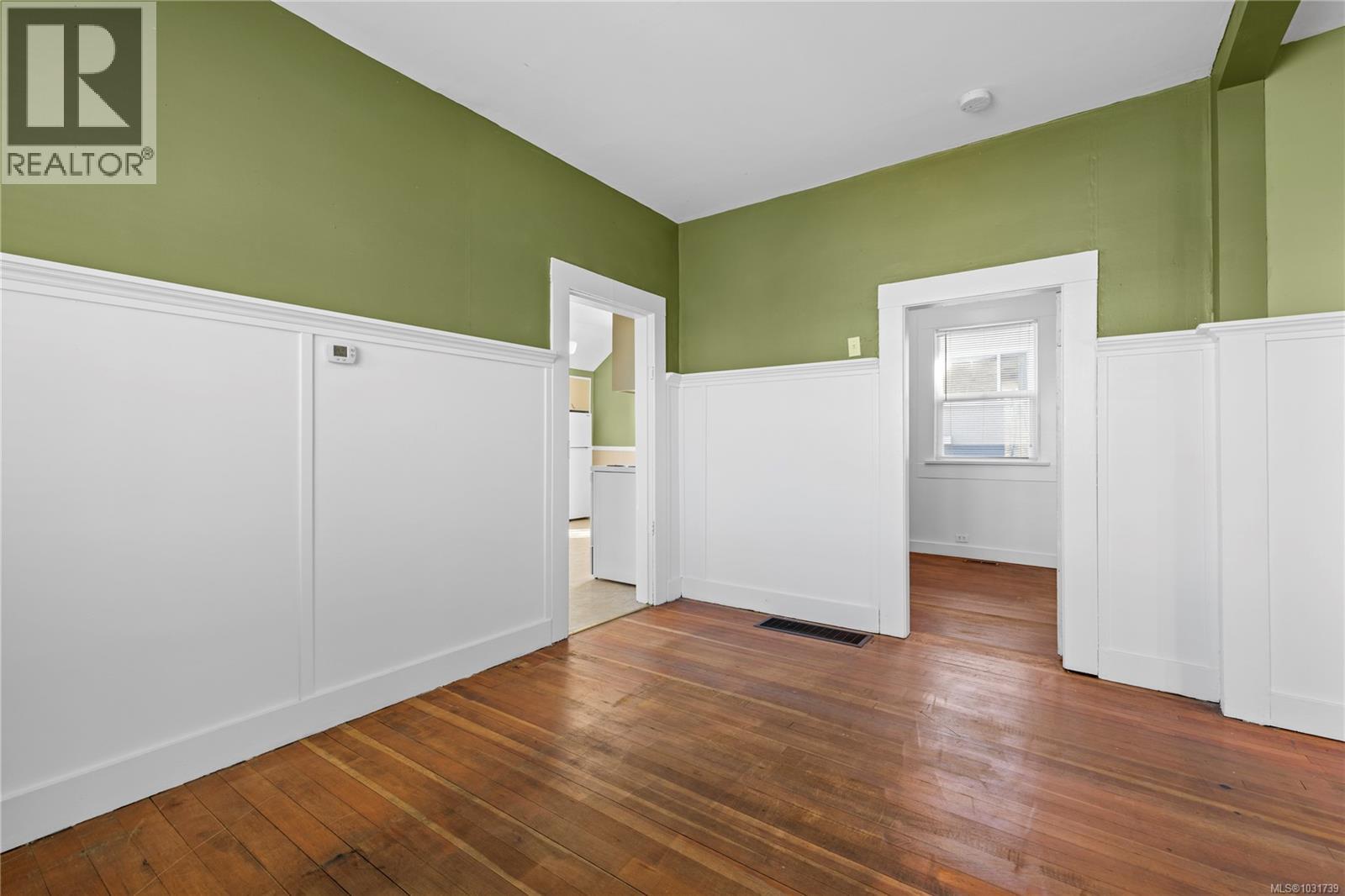 103 Haliburton St - 13