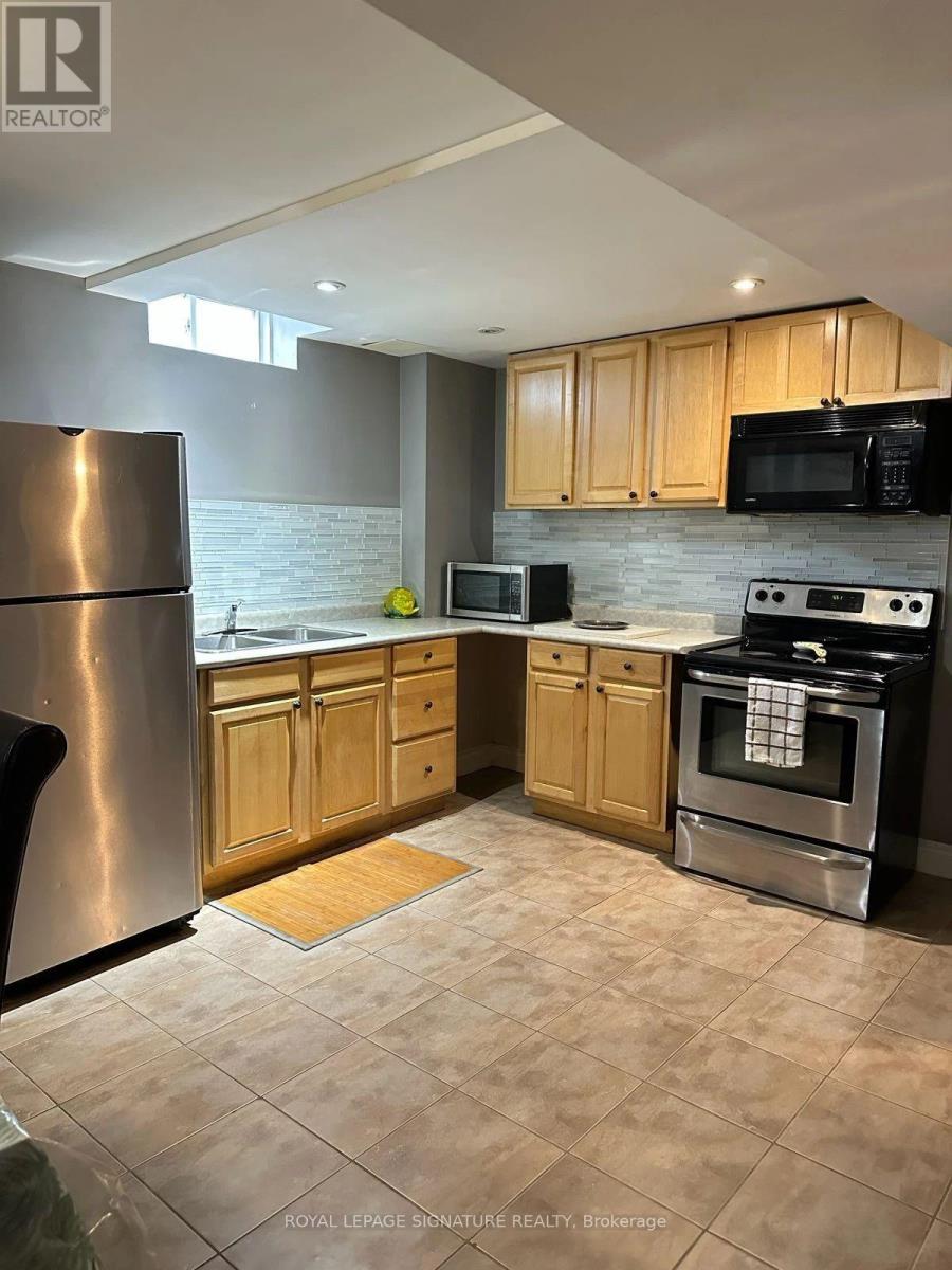 25 MADRONNA GARDENS - 40