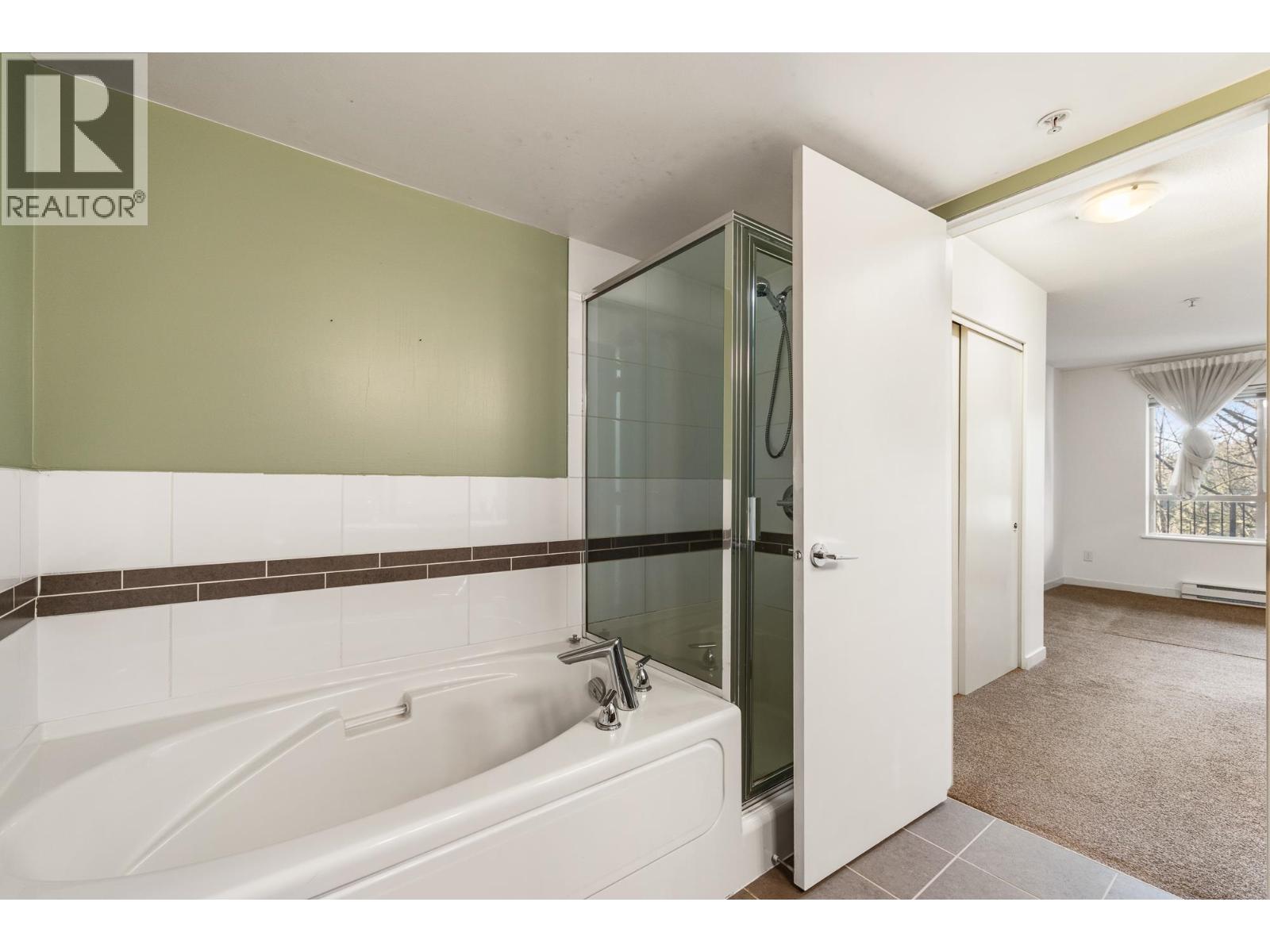 215 11665 HANEY BYPASS — photo 23