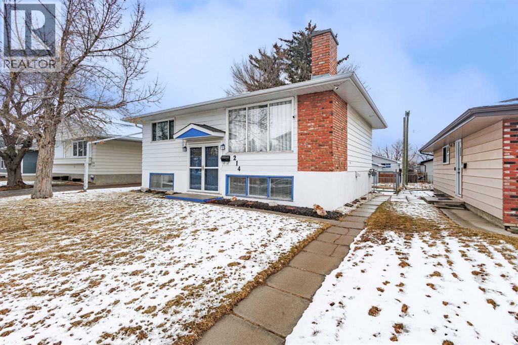 214 Huntington Close NE, Calgary, Alberta