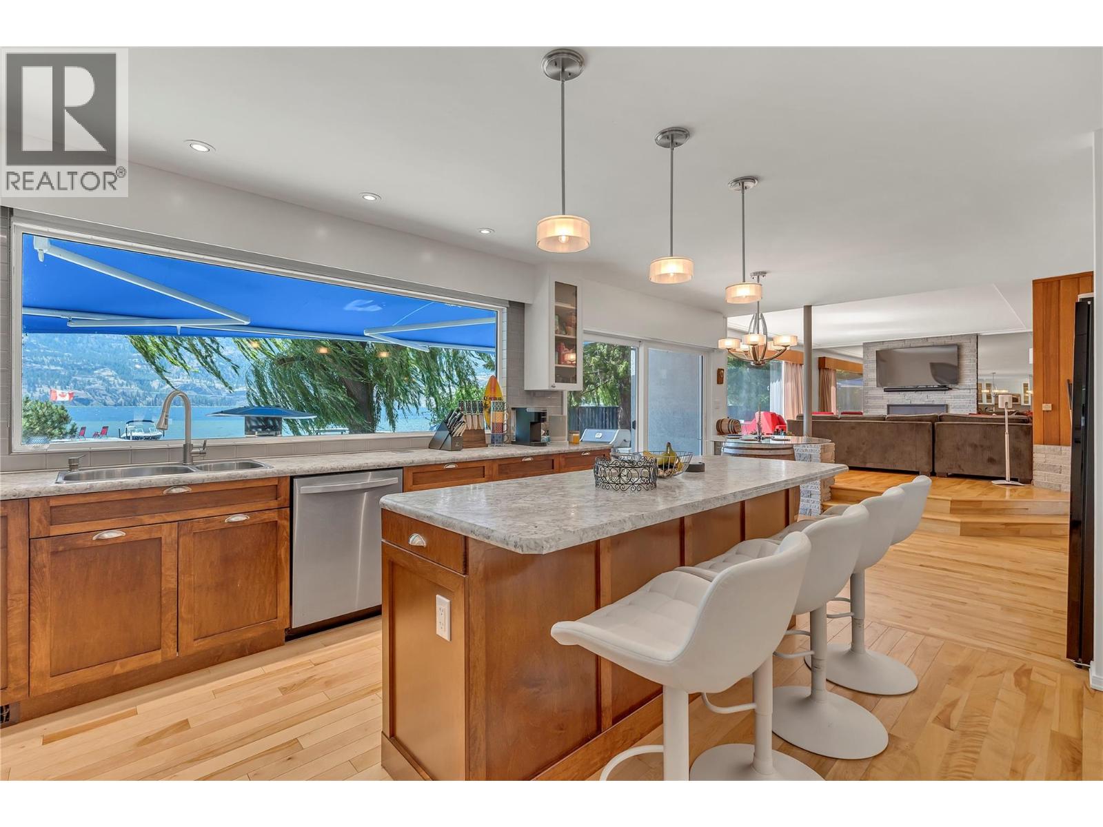 4589 Lakeside Road - 10