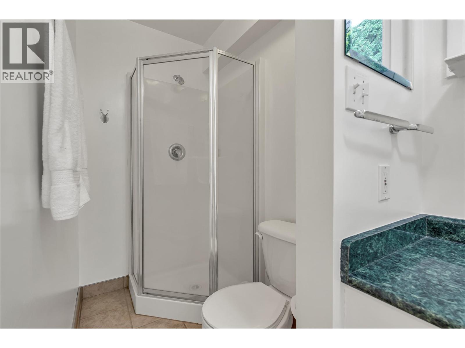 4589 Lakeside Road - 15