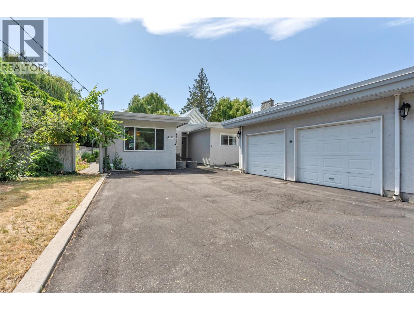 4589 Lakeside Road - 5