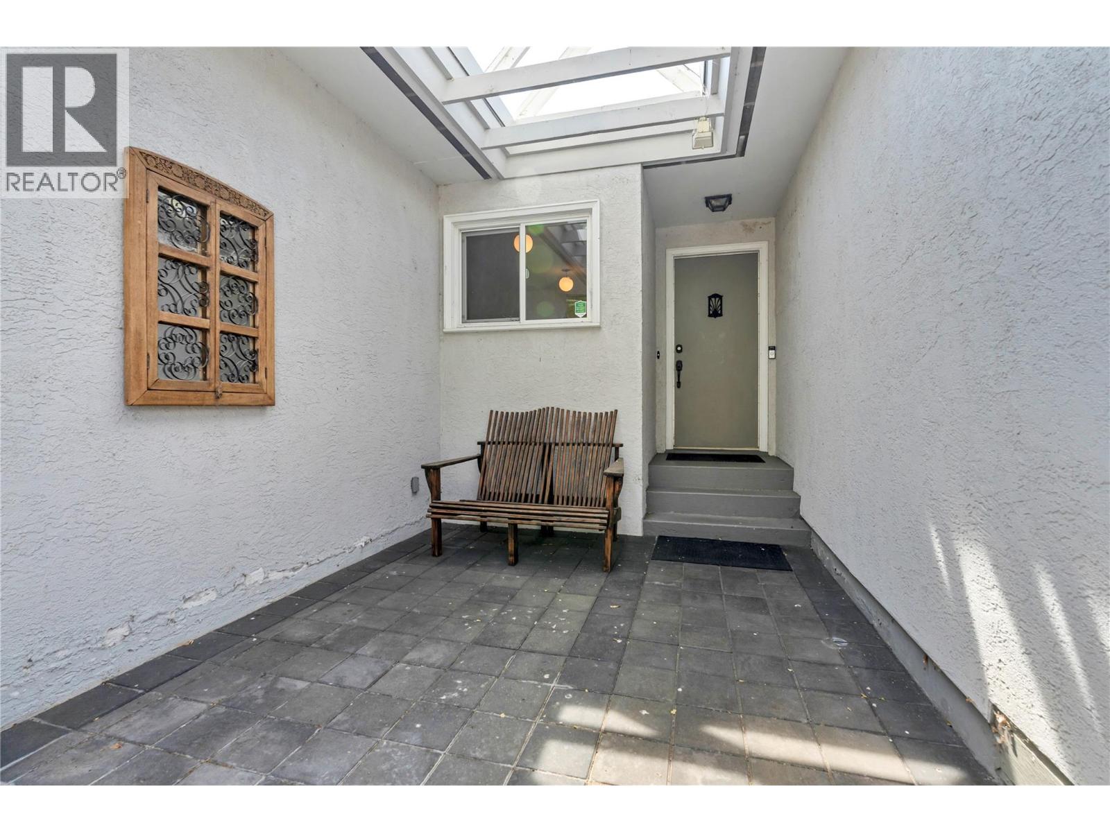 4589 Lakeside Road - 6