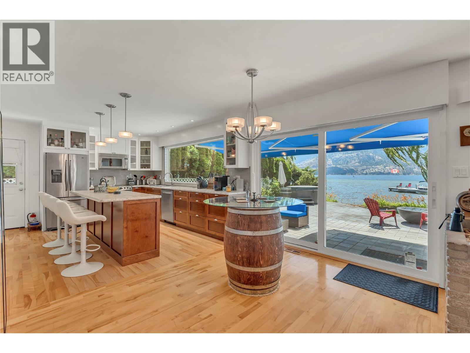 4589 Lakeside Road - 8