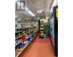 3261 Dufferin Street, Toronto, ON M6A2T2 Photo 8