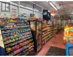 3261 Dufferin Street, Toronto, ON M6A2T2 Photo 9