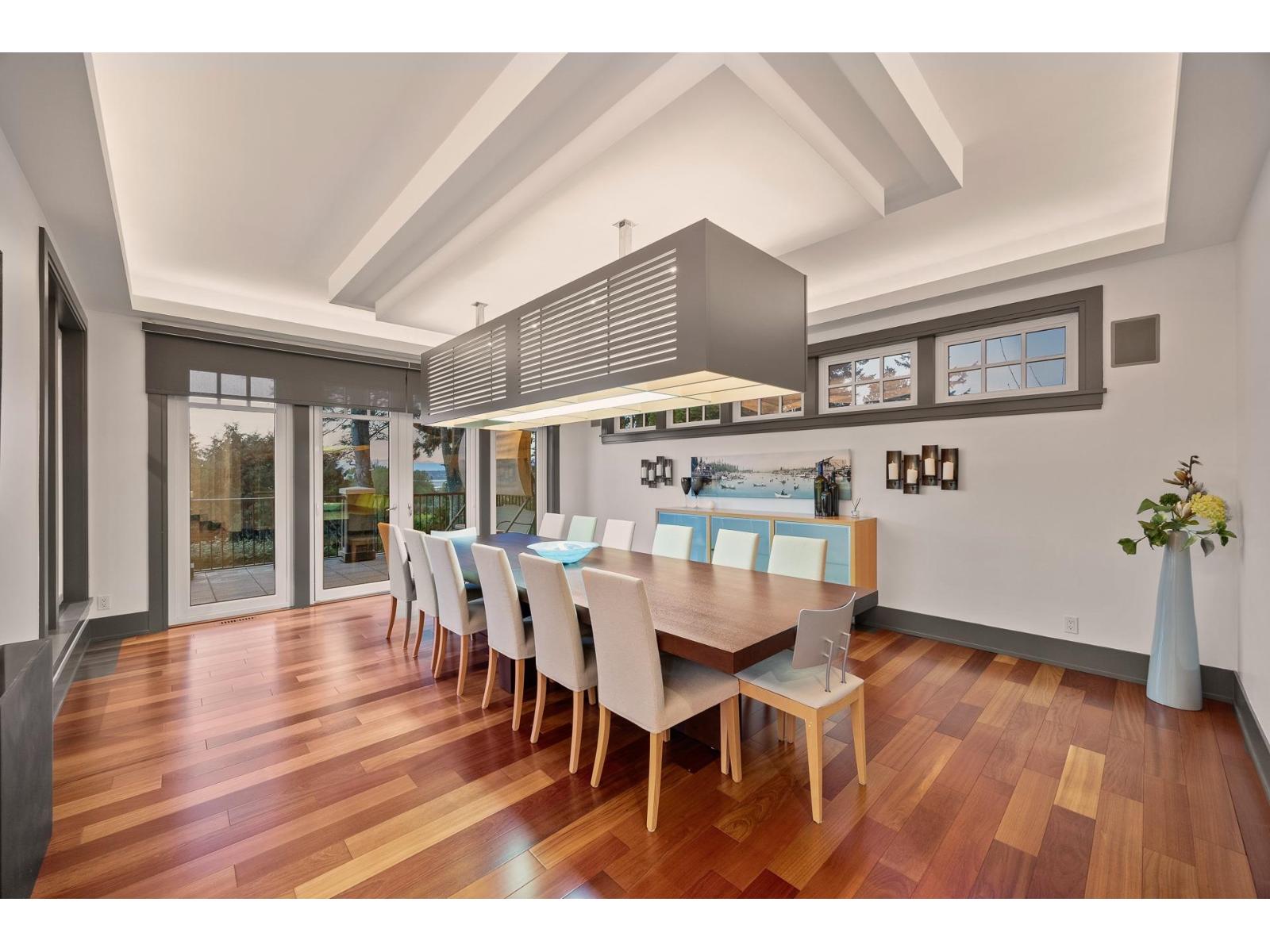 2737 CRESCENT DRIVE, Surrey