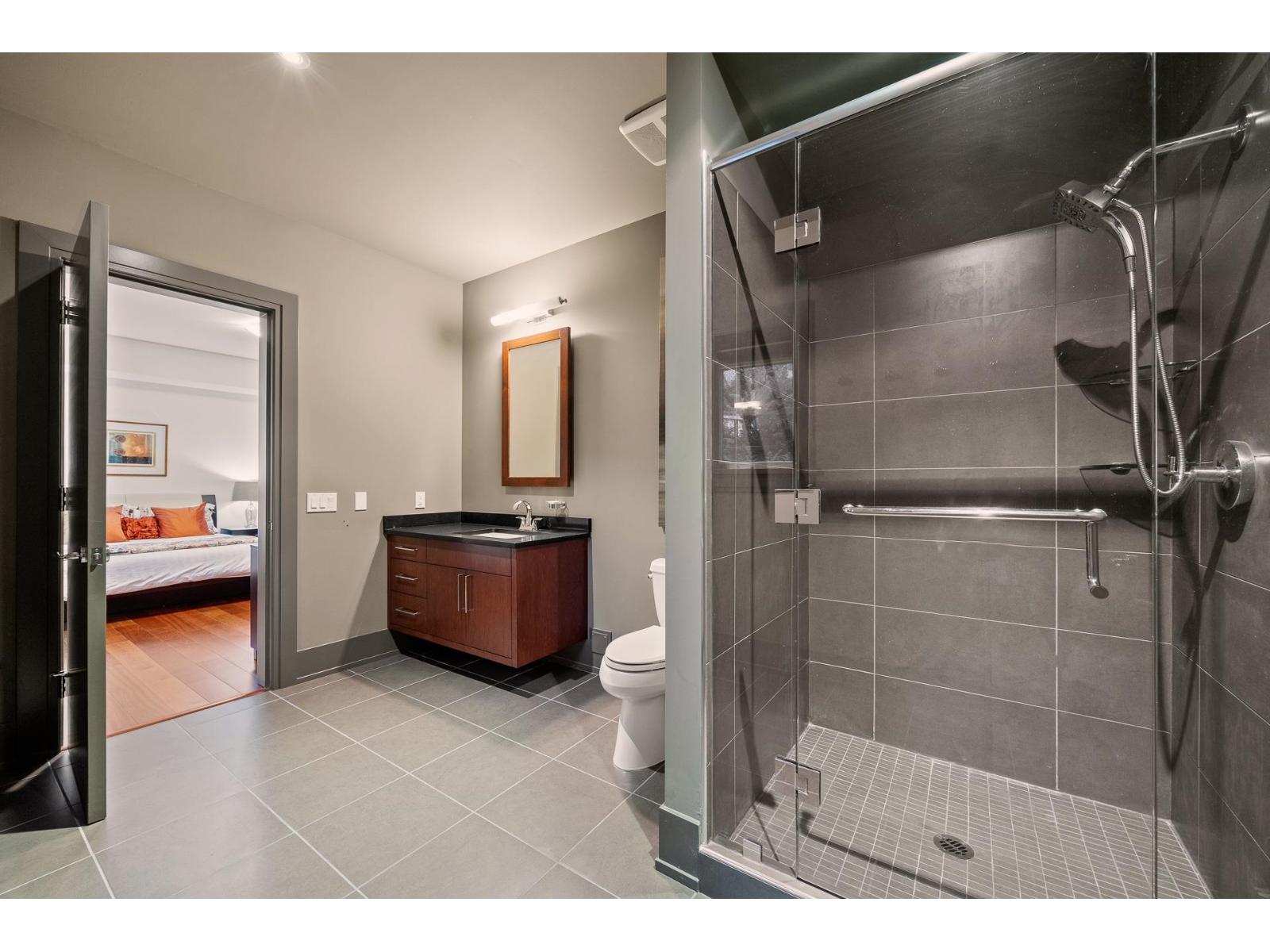 2737 CRESCENT DRIVE, Surrey