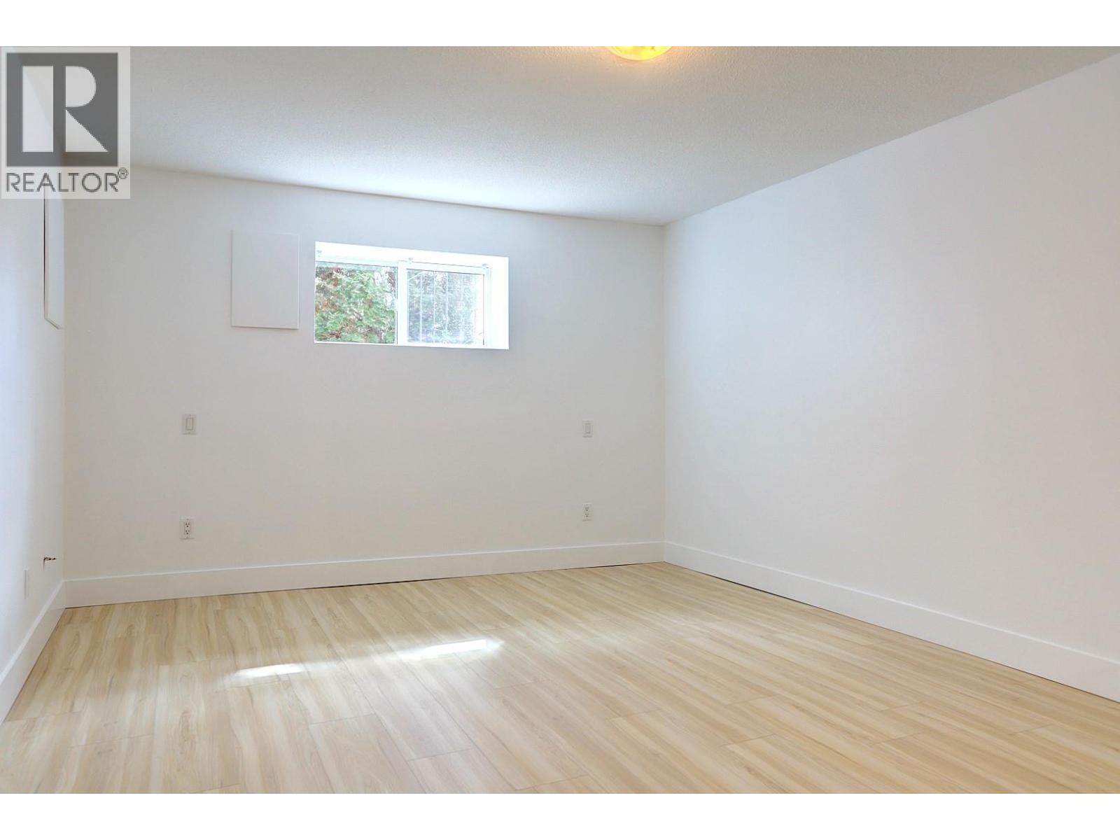 9811 Venables Drive, Vernon