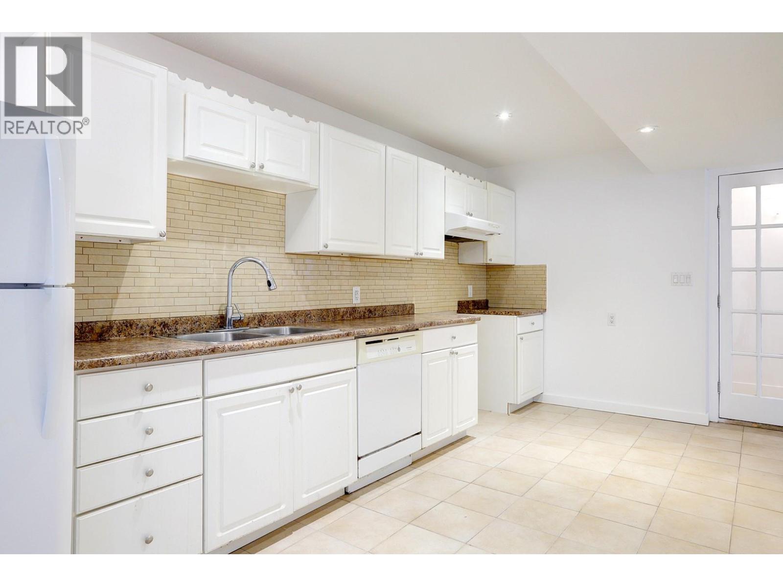 9811 Venables Drive, Vernon