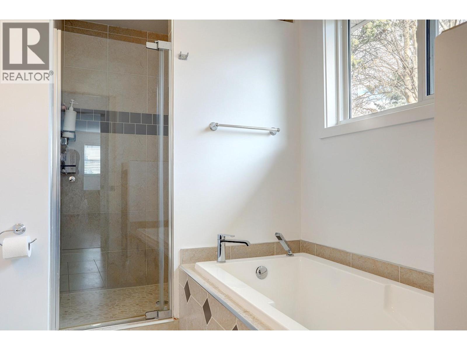 9811 Venables Drive, Vernon