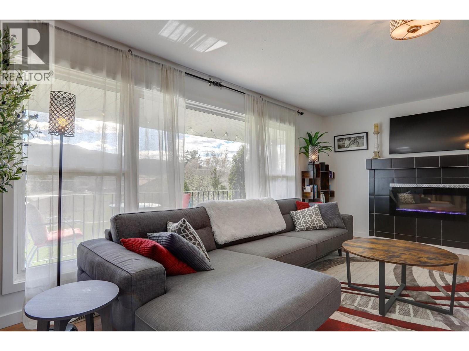 9811 Venables Drive, Vernon