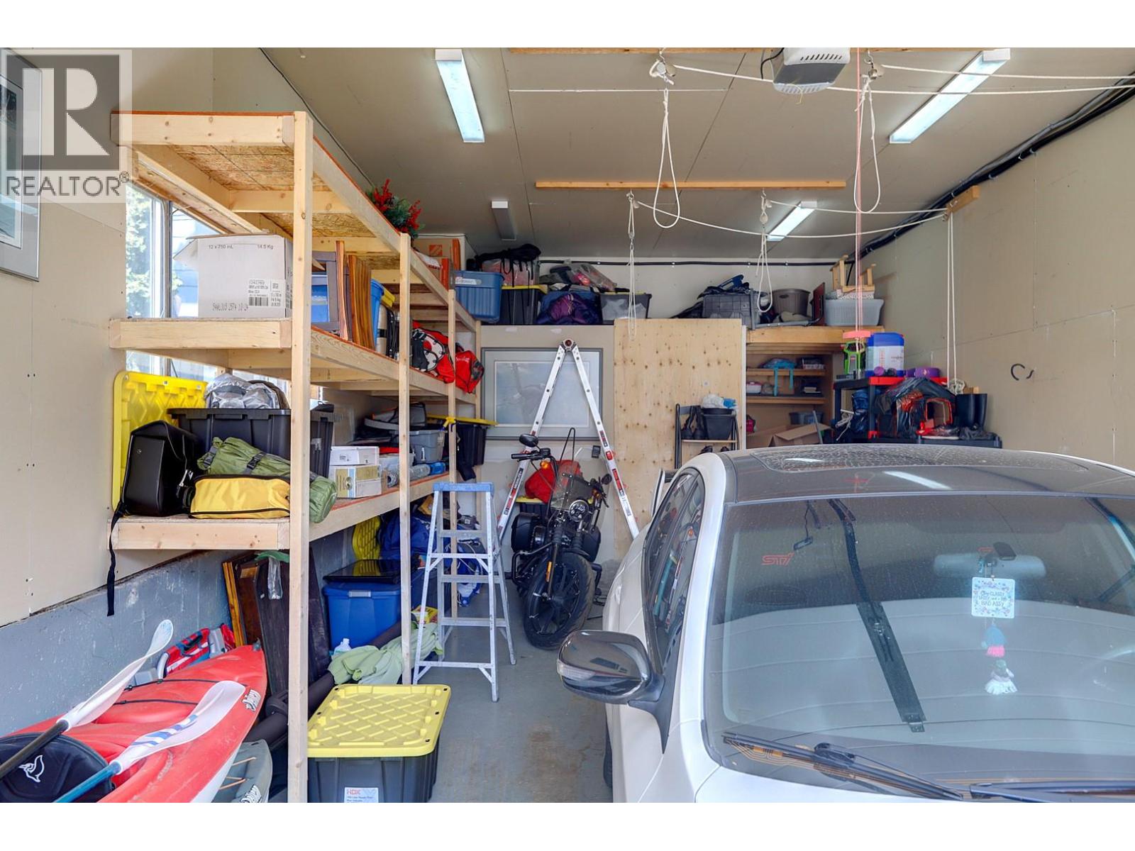 9811 Venables Drive, Vernon