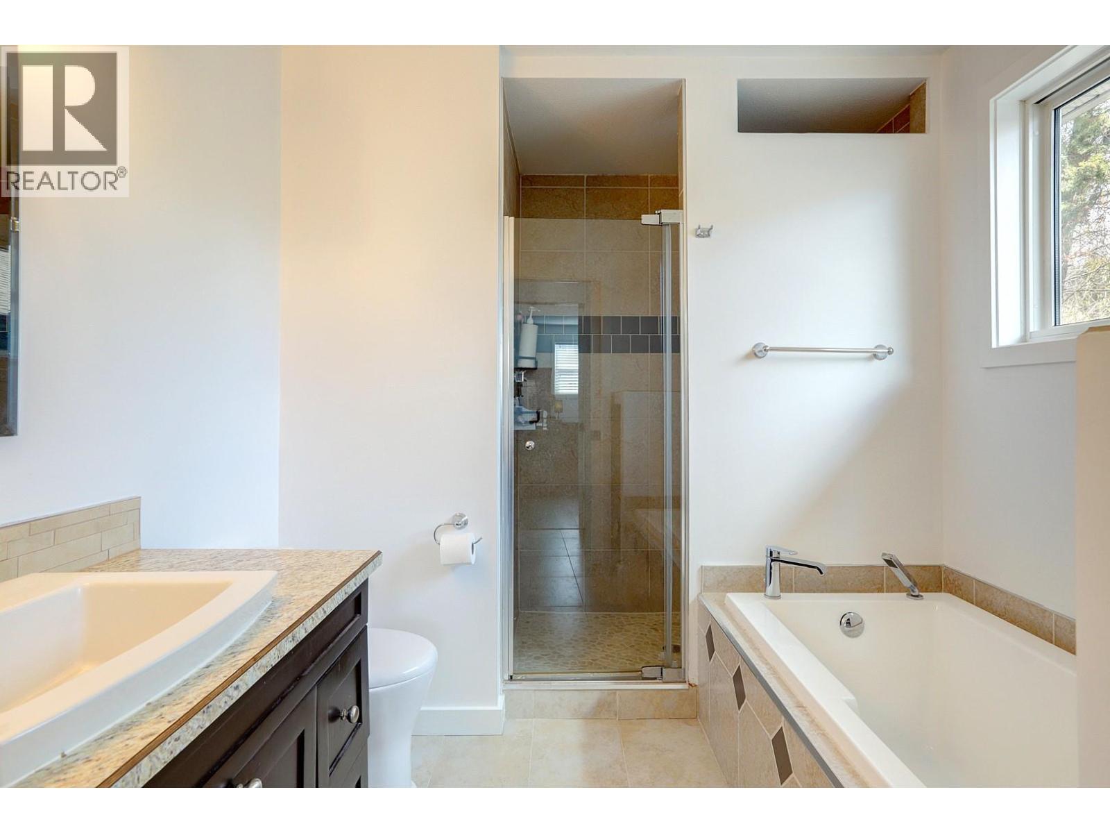 9811 Venables Drive, Vernon