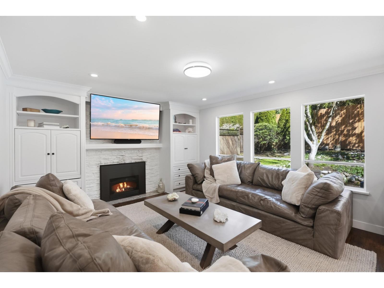 1834 OCEAN PARK ROAD, Surrey