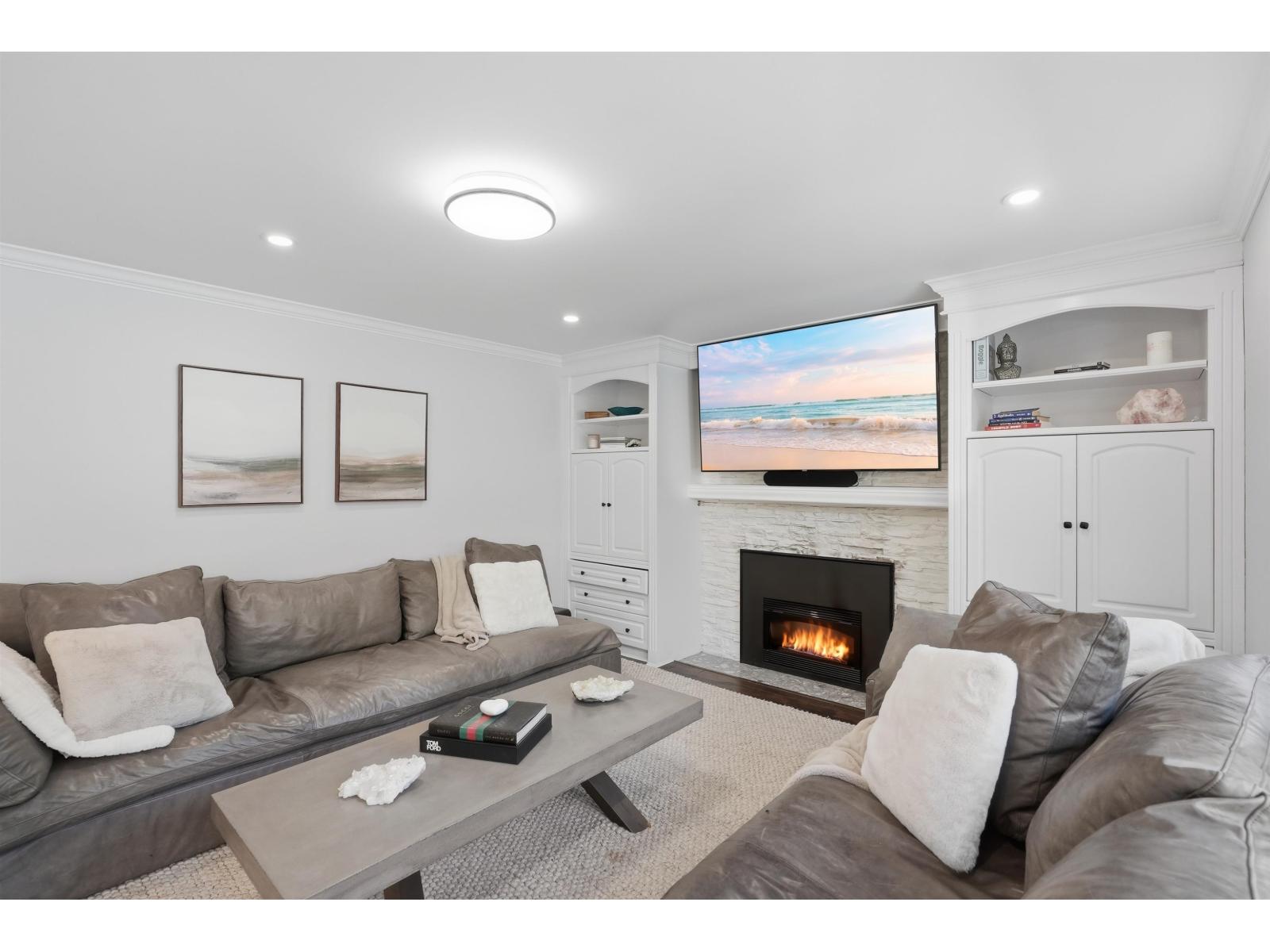 1834 OCEAN PARK ROAD, Surrey