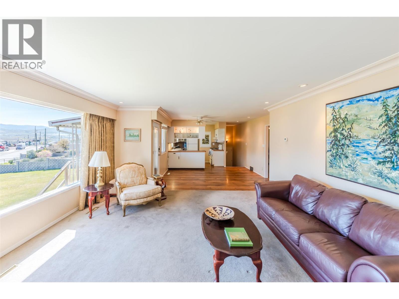 3627 Lobelia Drive - 11