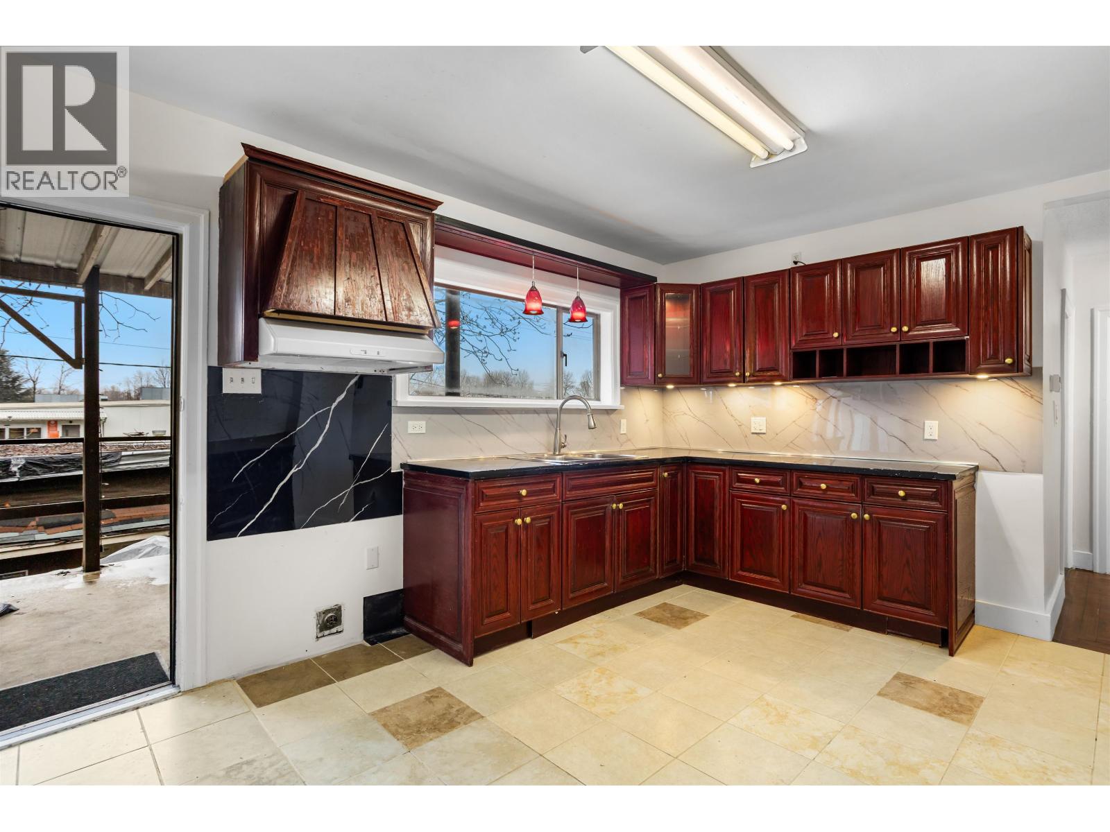 454 ROUSSEAU STREET, New Westminster