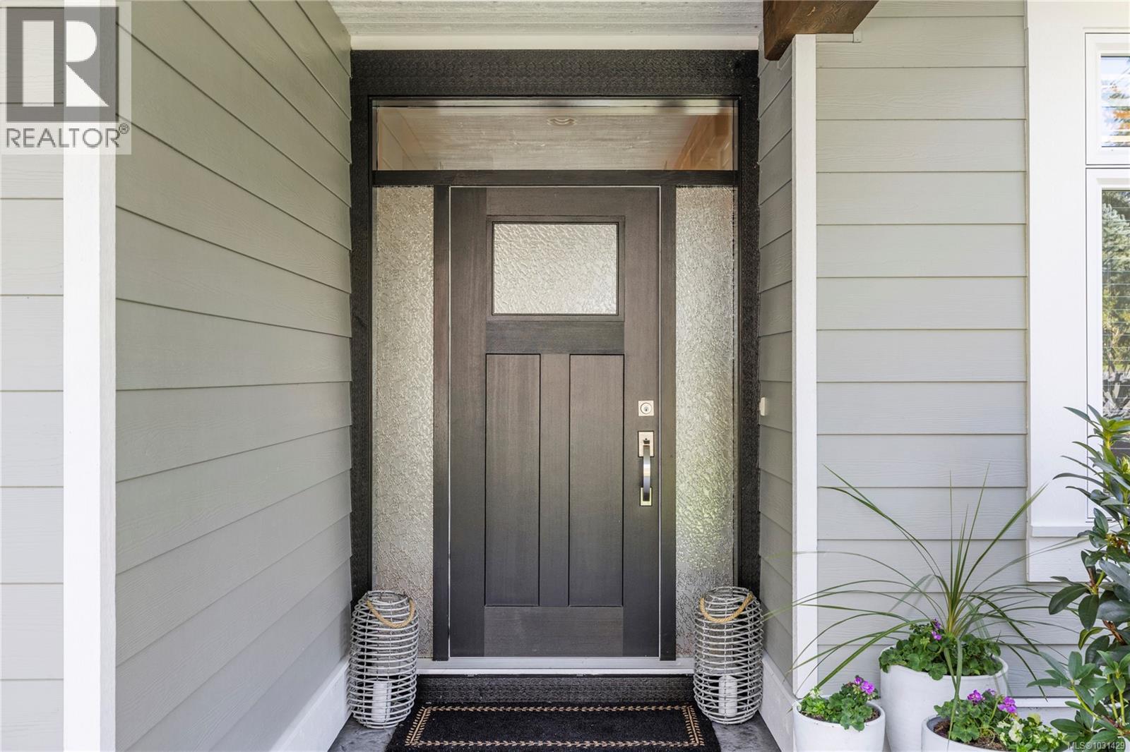 651 EAGLECREST DR - 44