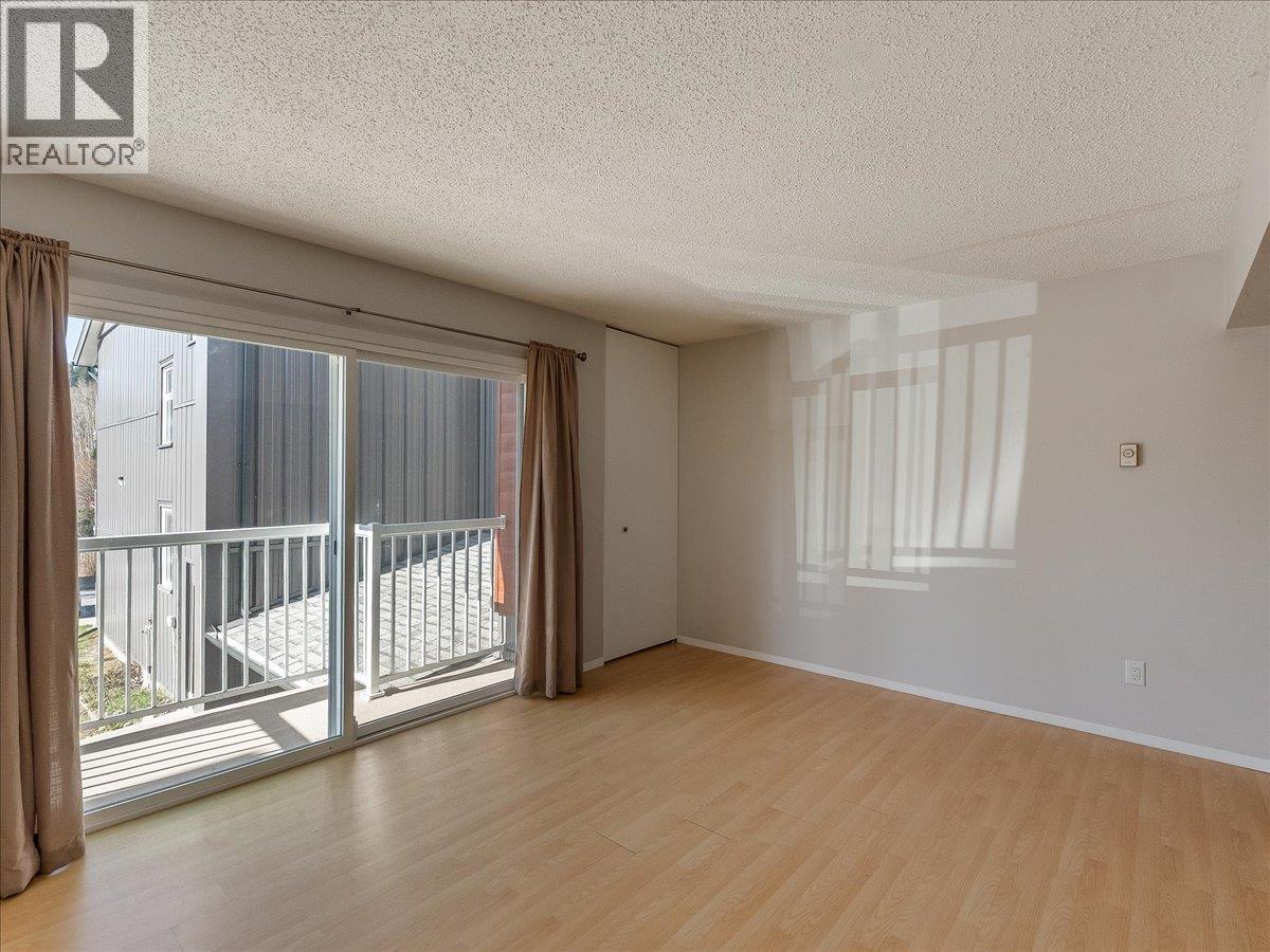 #201 880 WORDSWORTH AVENUE - 14