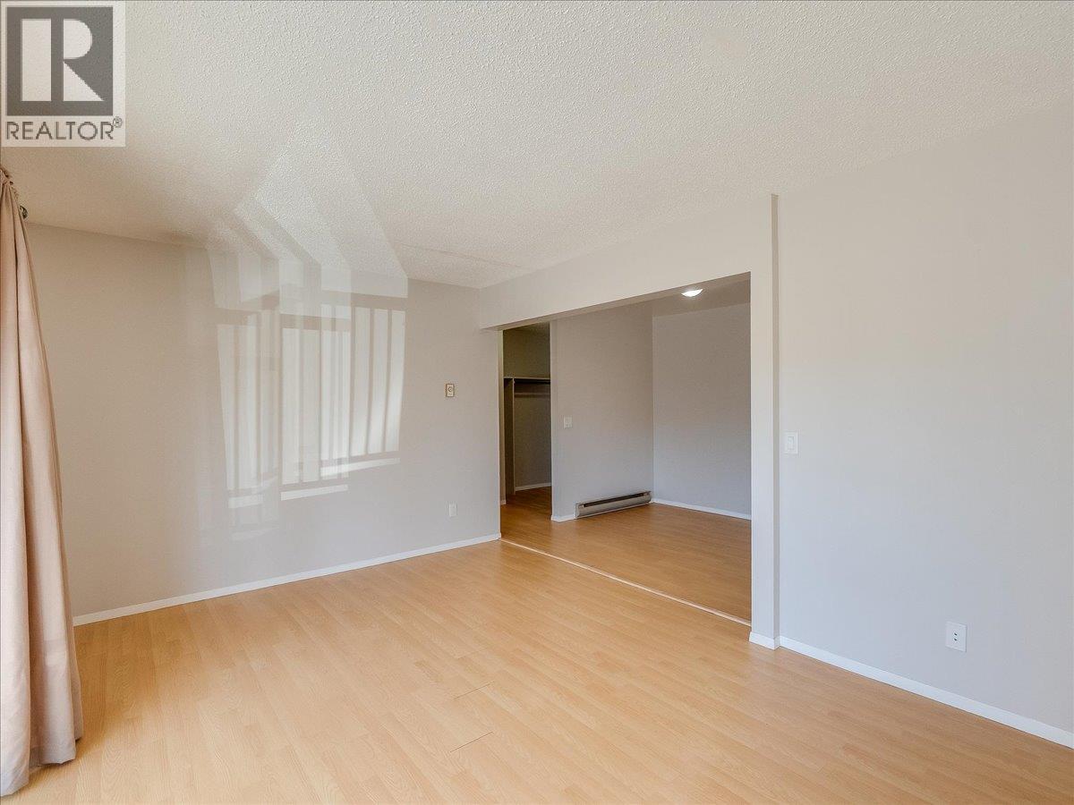 #201 880 WORDSWORTH AVENUE - 18