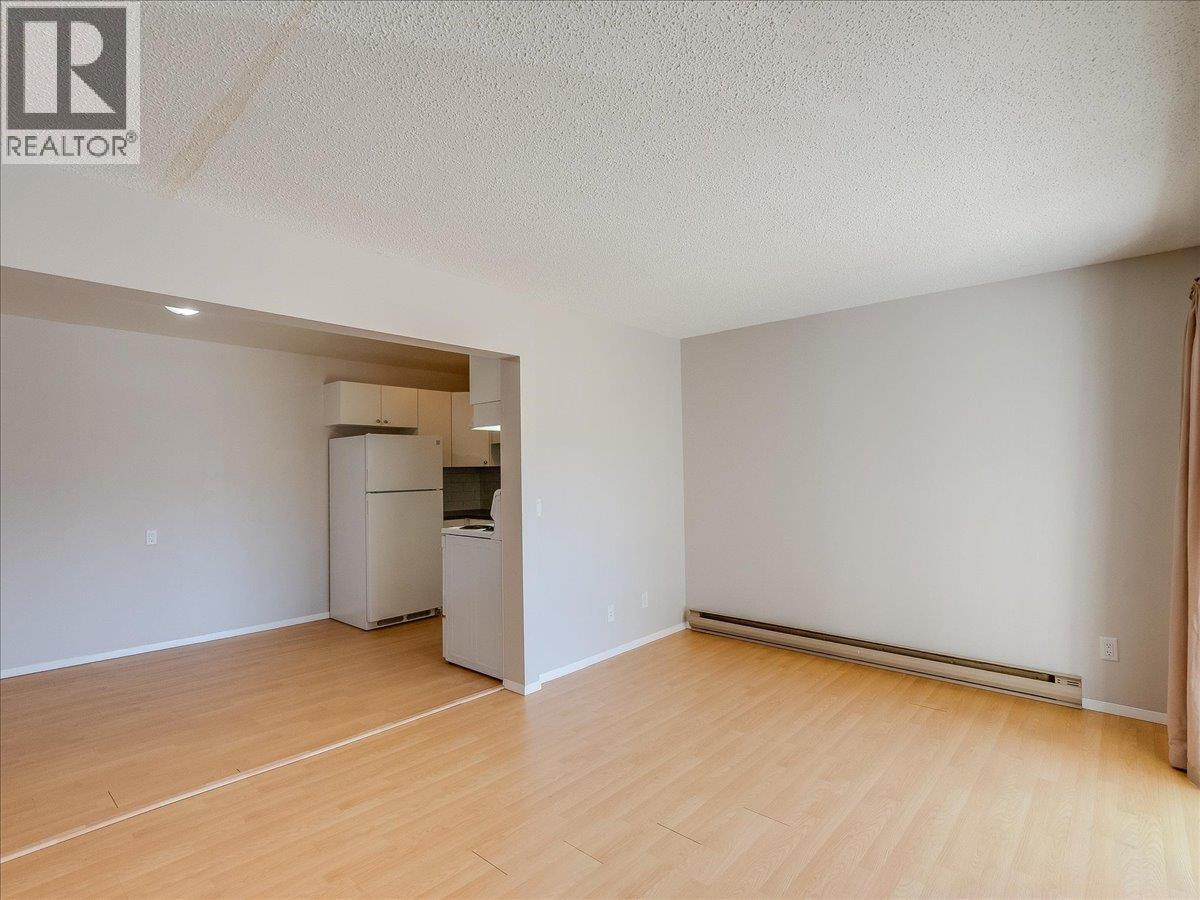 #201 880 WORDSWORTH AVENUE - 13