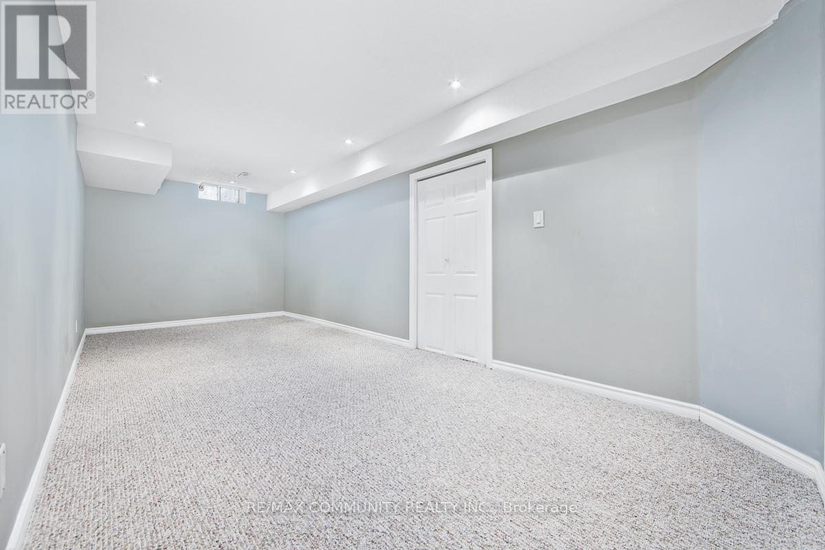 48 RIVERWALK PLACE - 22