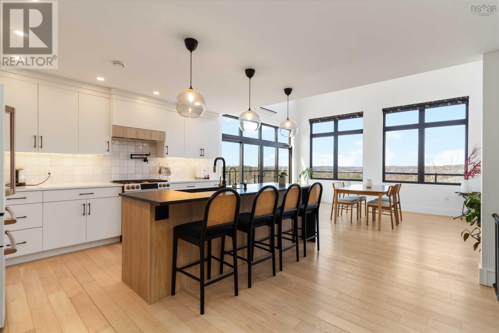 Property 6 of 51 of 105 Janda Crescent