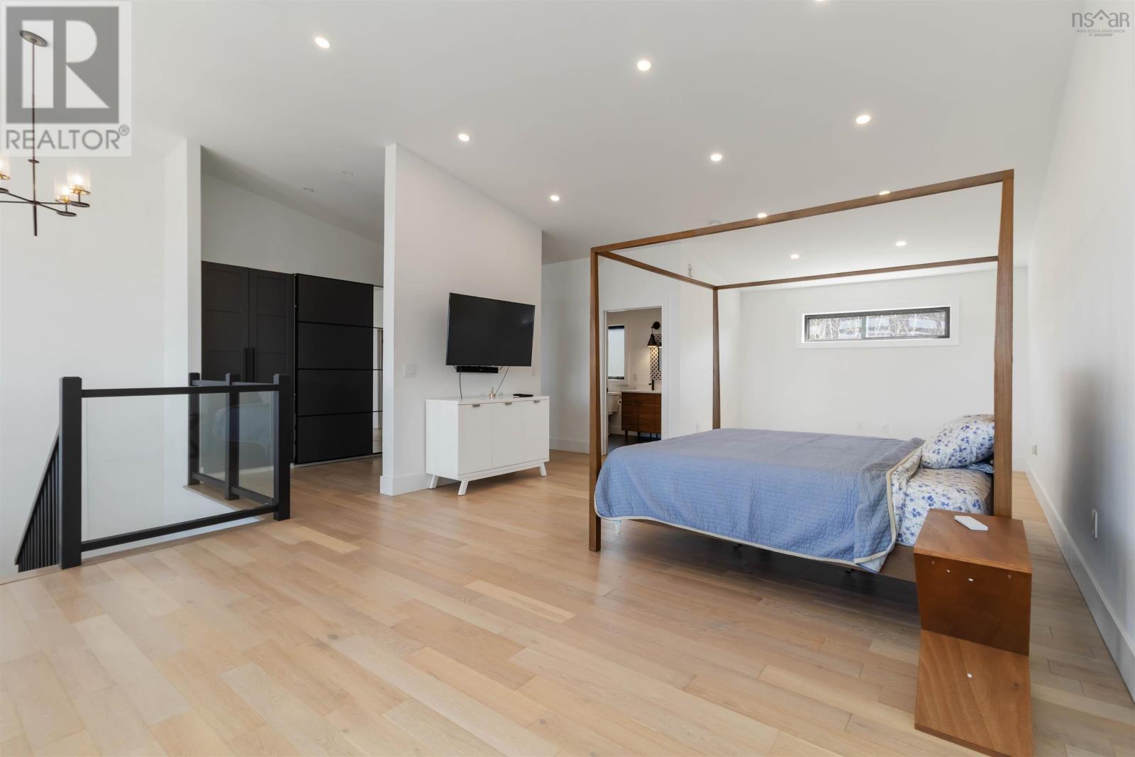 Property 30 of 51 of 105 Janda Crescent