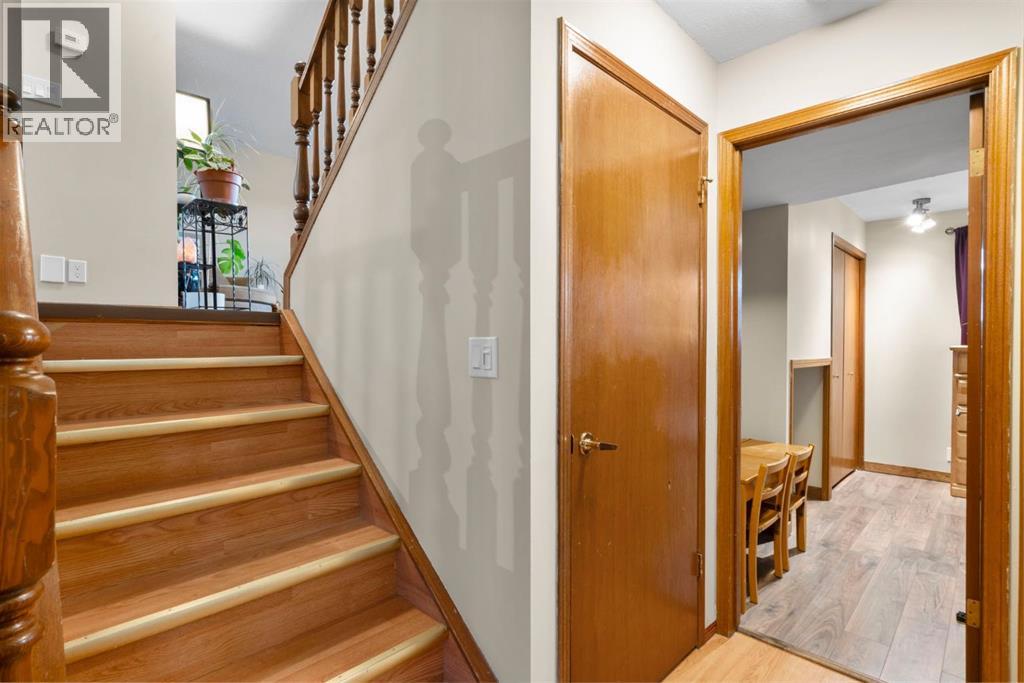 10 Carolina Drive West, Cochrane