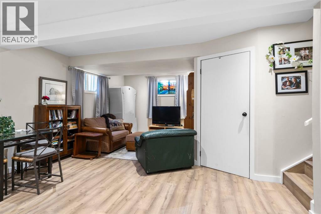 10 Carolina Drive West, Cochrane