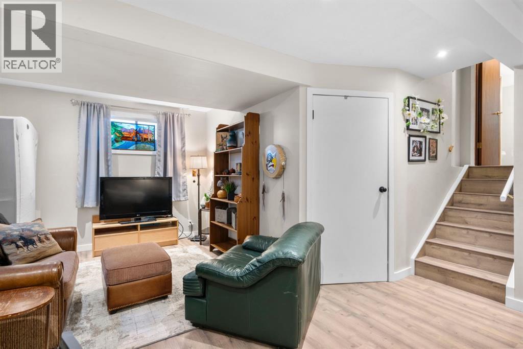 10 Carolina Drive West, Cochrane