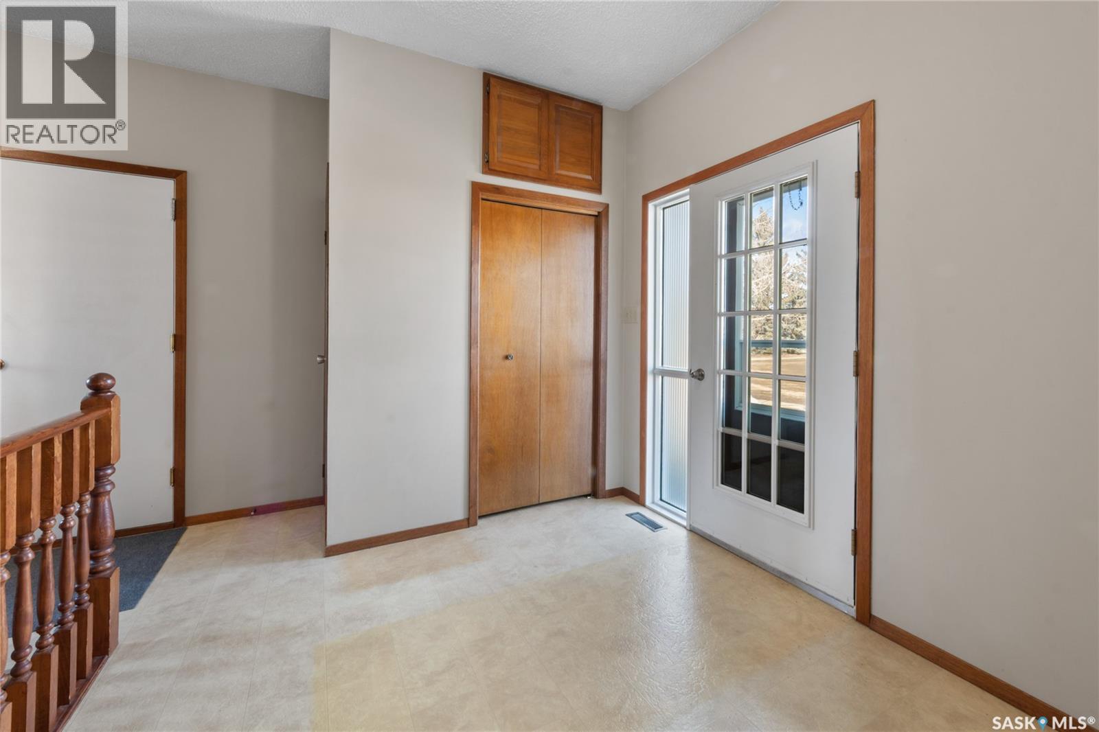 22 BLAKE CRESCENT - 4