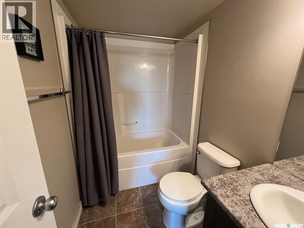 #405 2141 LARTER ROAD - 23