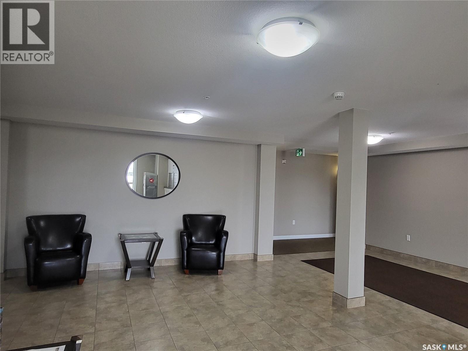 #405 2141 LARTER ROAD - 4