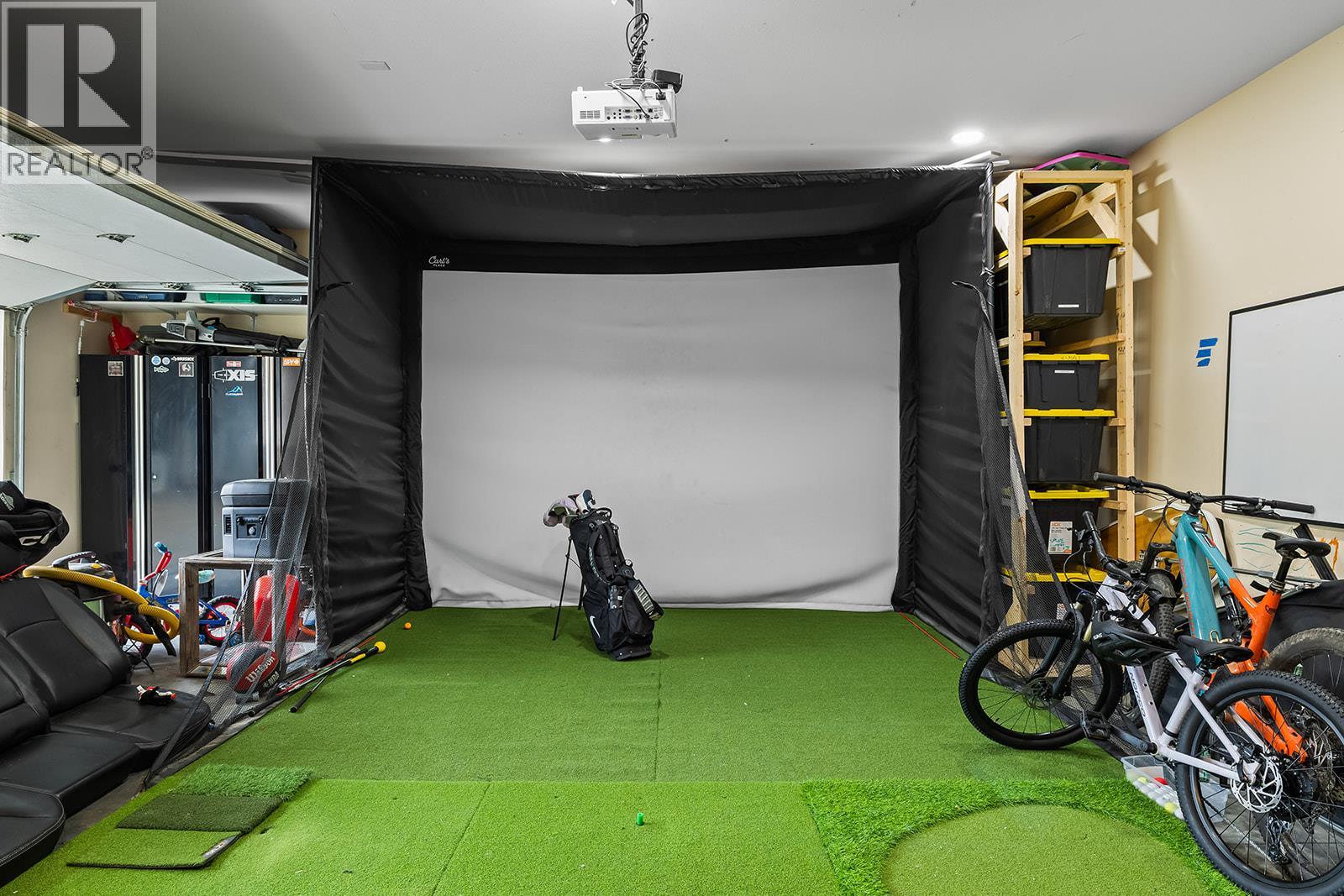 629 Almandine Court, Kelowna