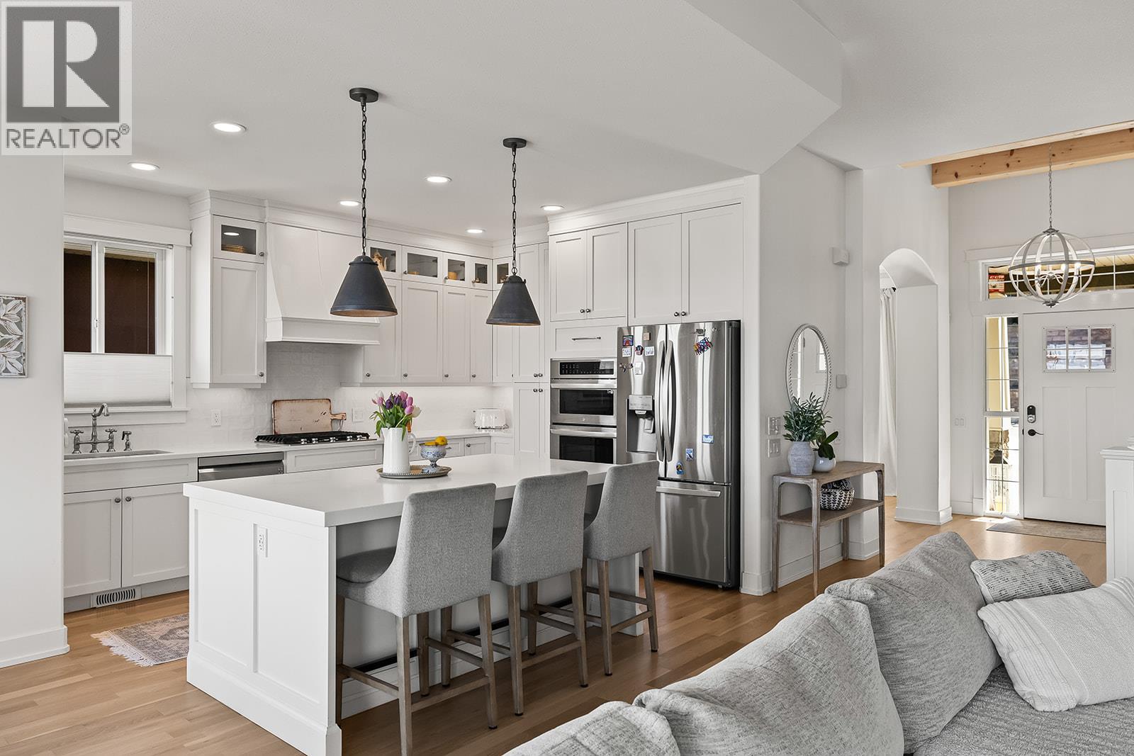 629 Almandine Court, Kelowna