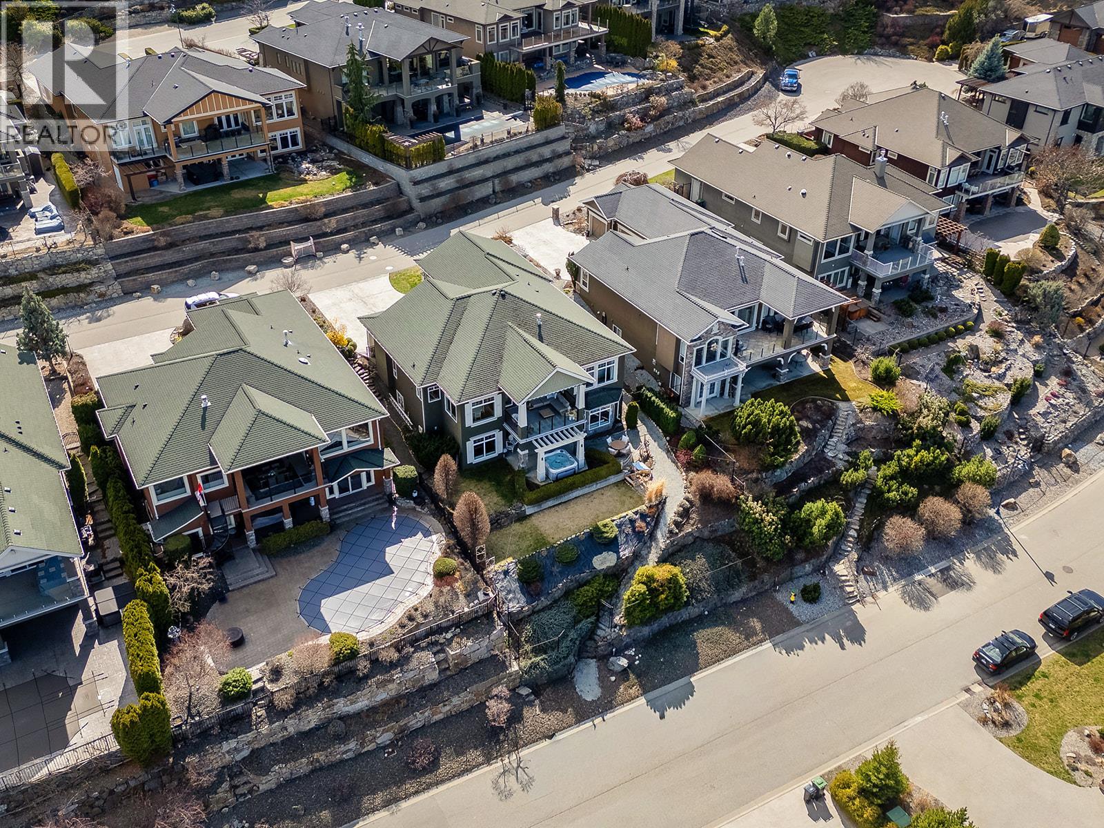 629 Almandine Court, Kelowna