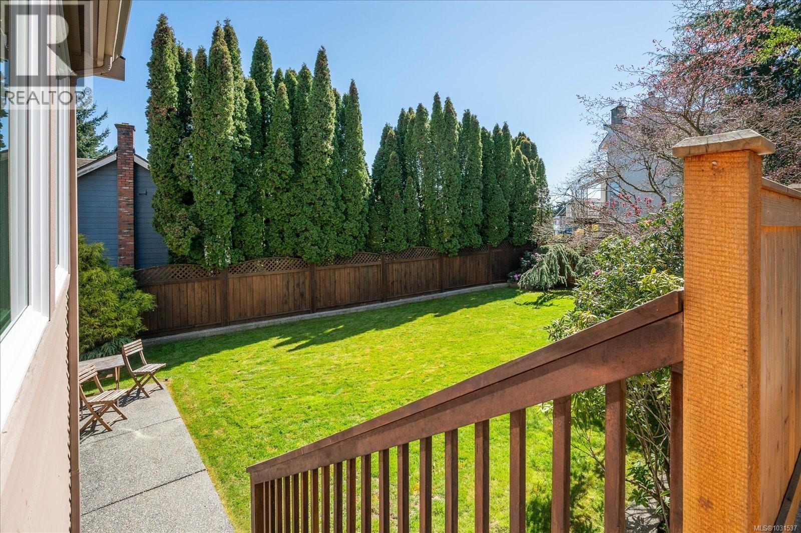 3628 GLEN OAKS DR - 16