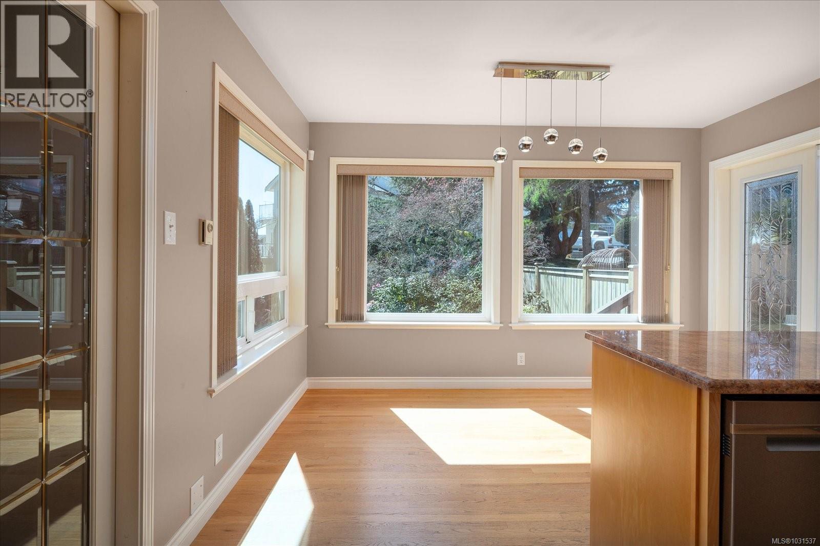 3628 GLEN OAKS DR - 12