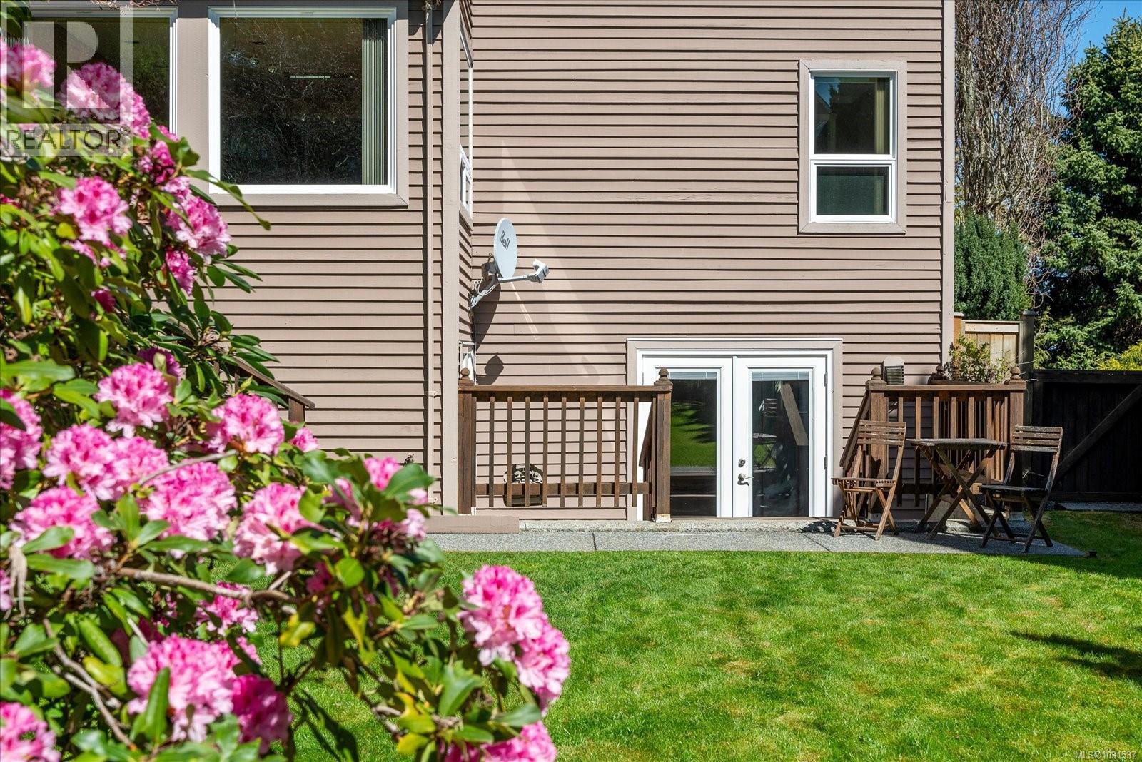 3628 GLEN OAKS DR - 55