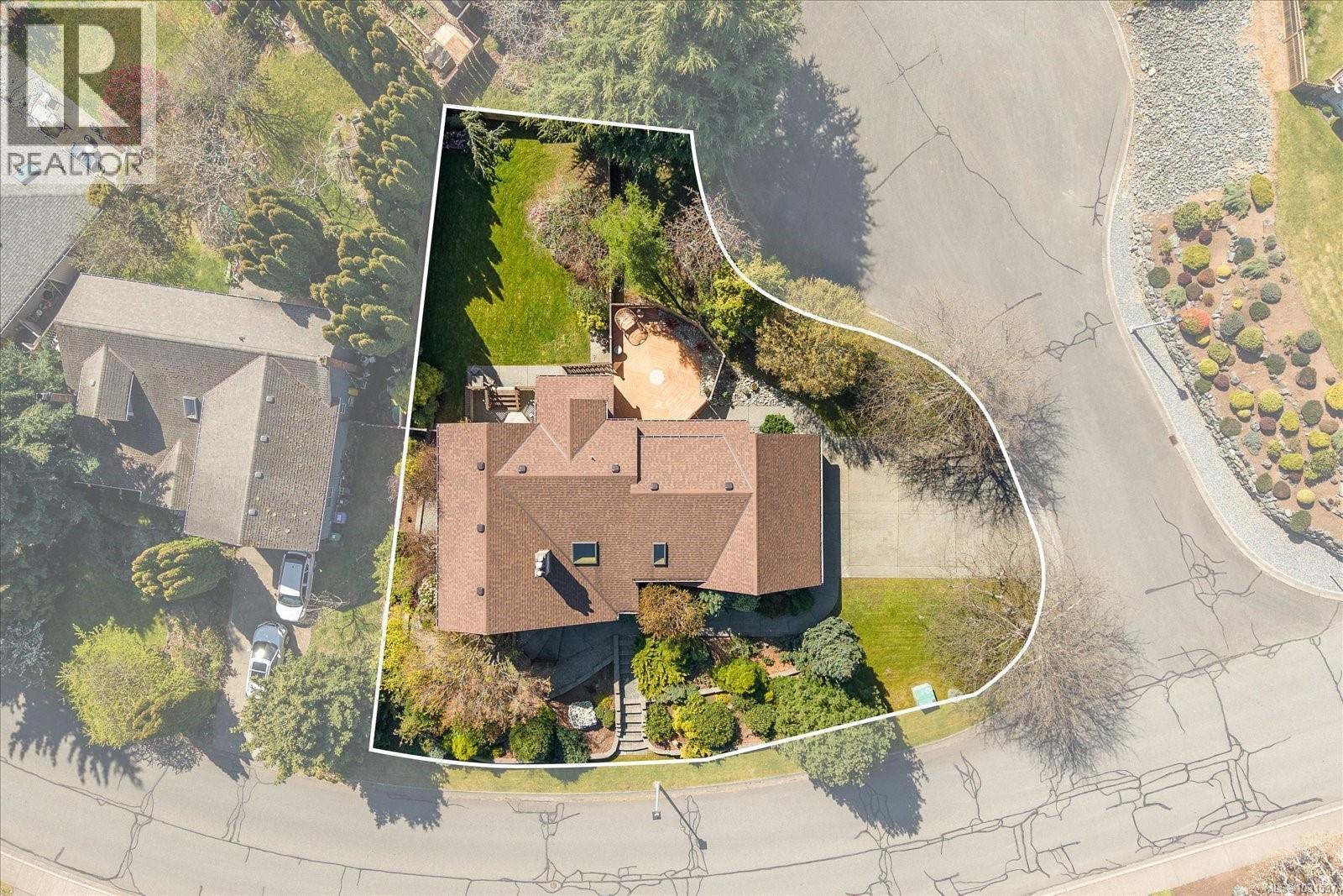 3628 GLEN OAKS DR - 70