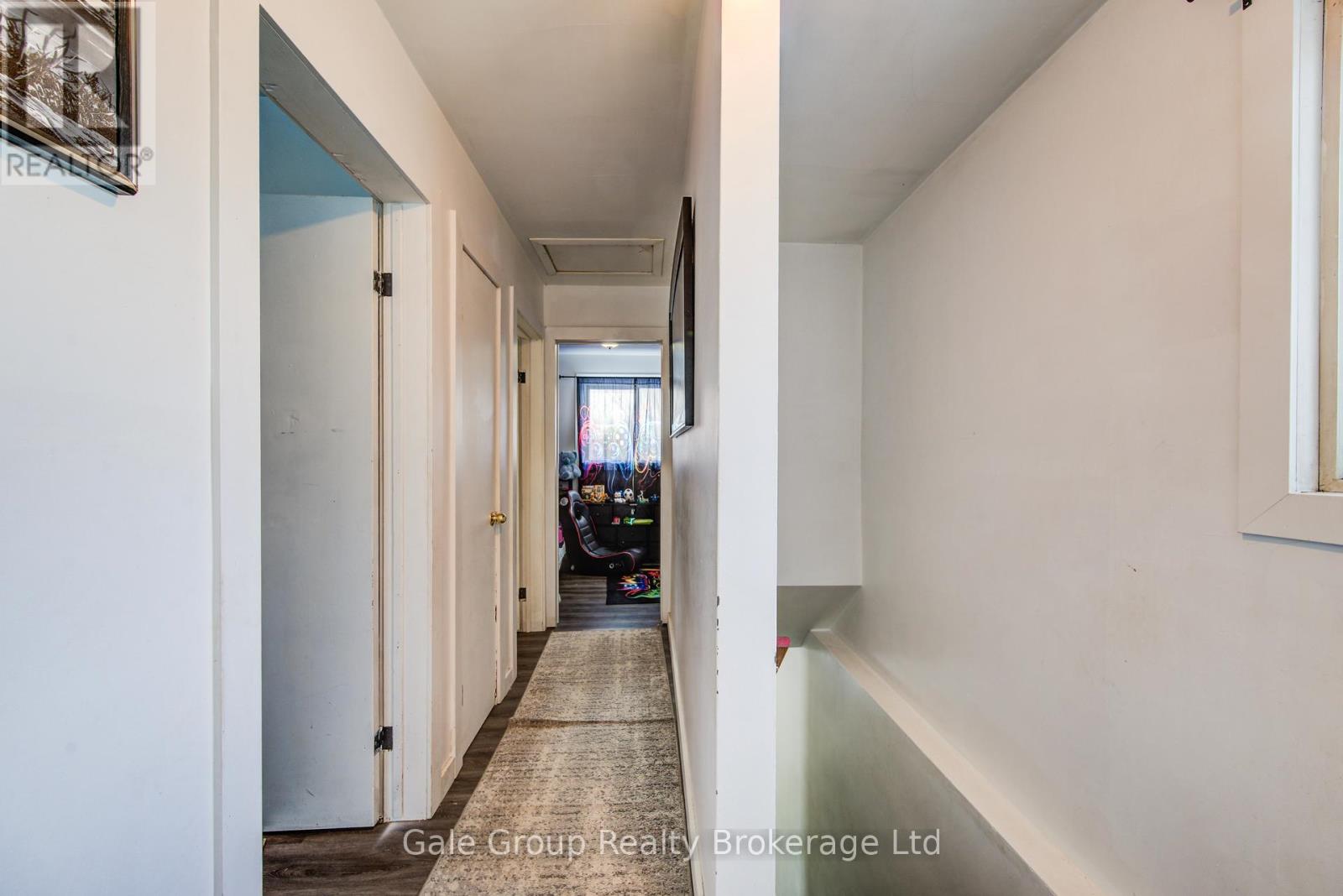 393 ODLUM DRIVE - 17