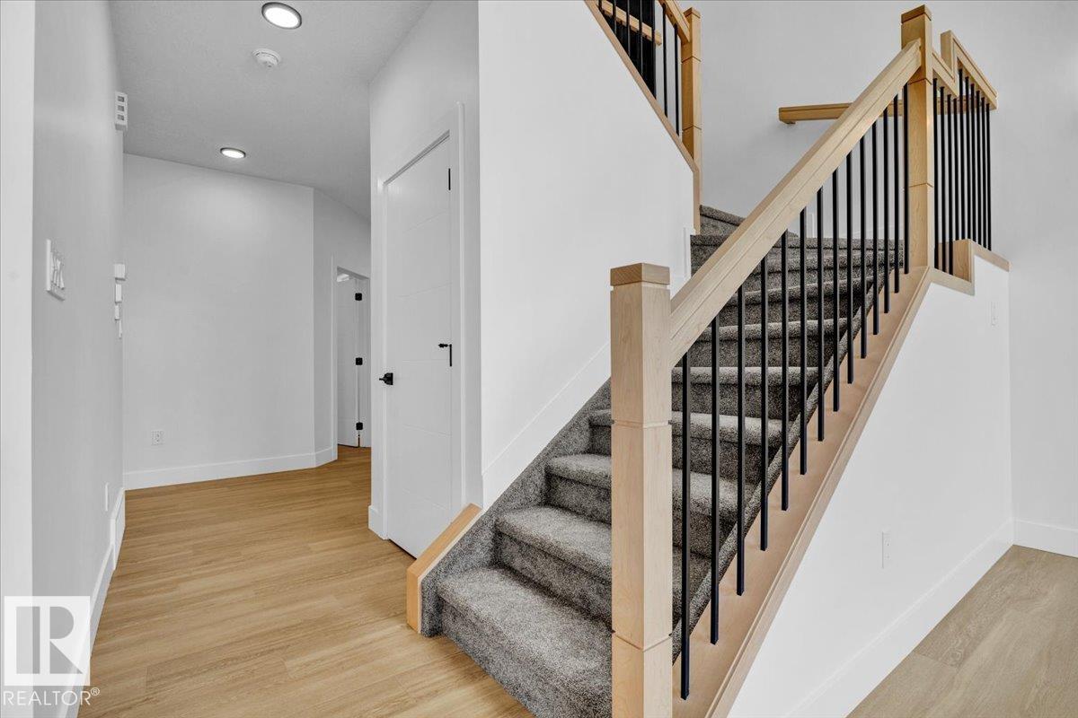 12 EDGEFIELD WY - 20