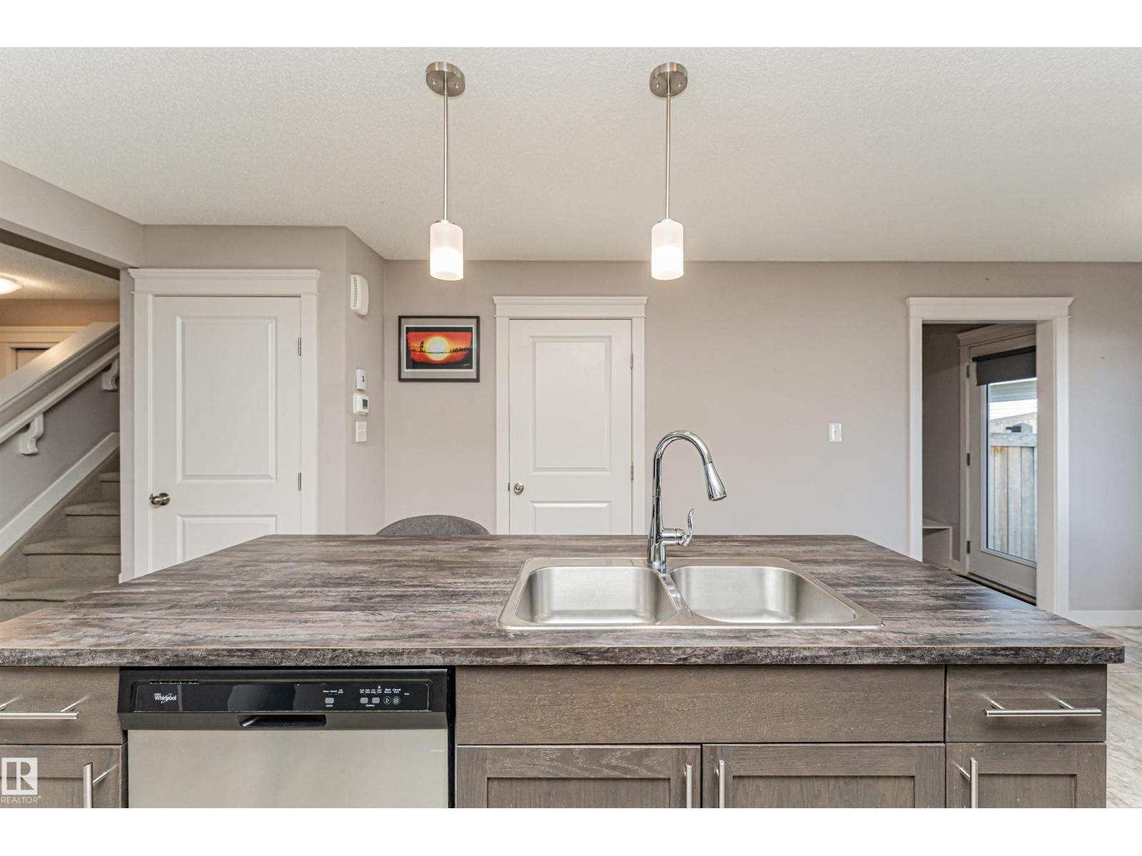 2450 GLENRIDDING BV SW, Edmonton