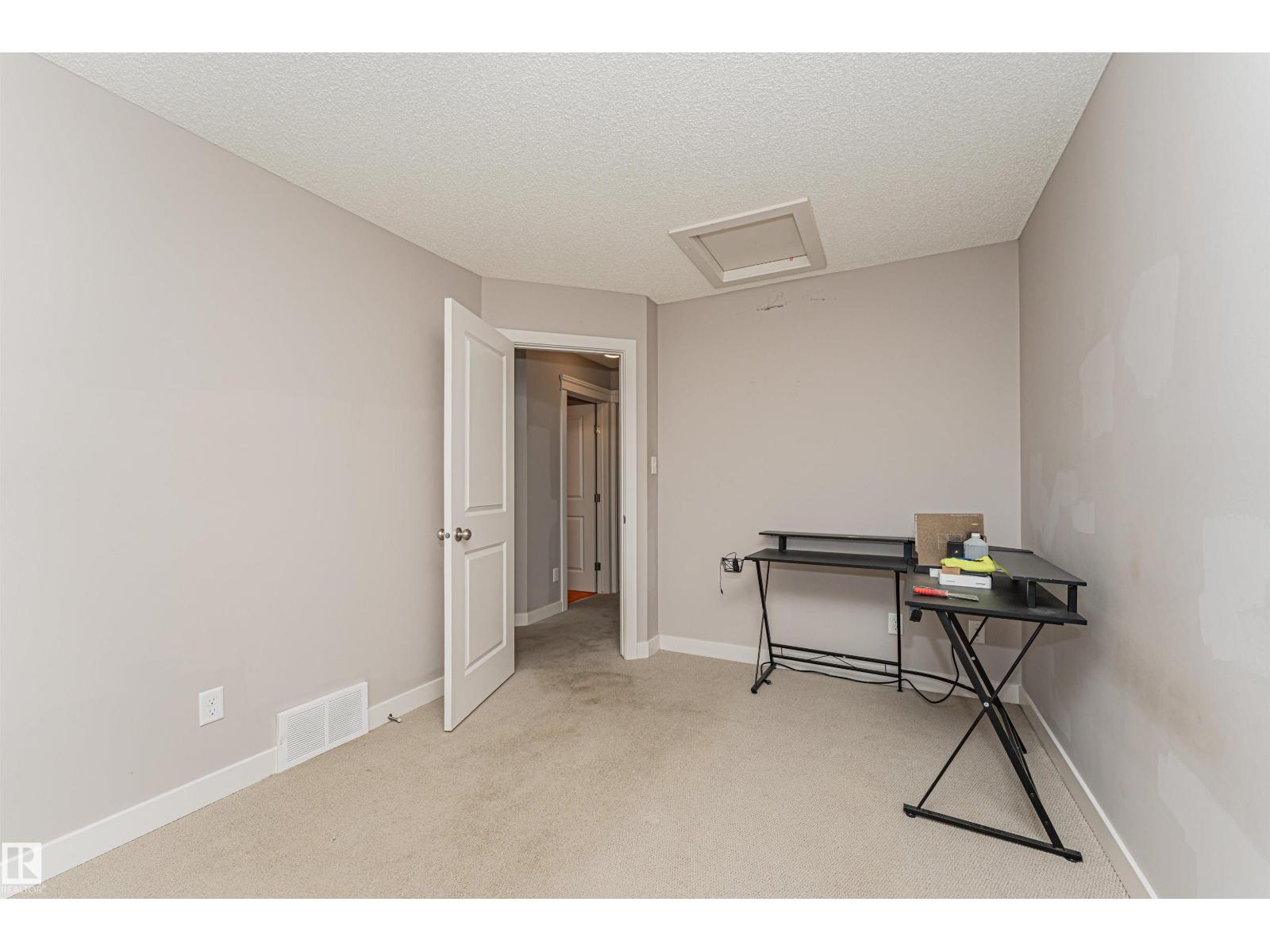 2450 GLENRIDDING BV SW, Edmonton