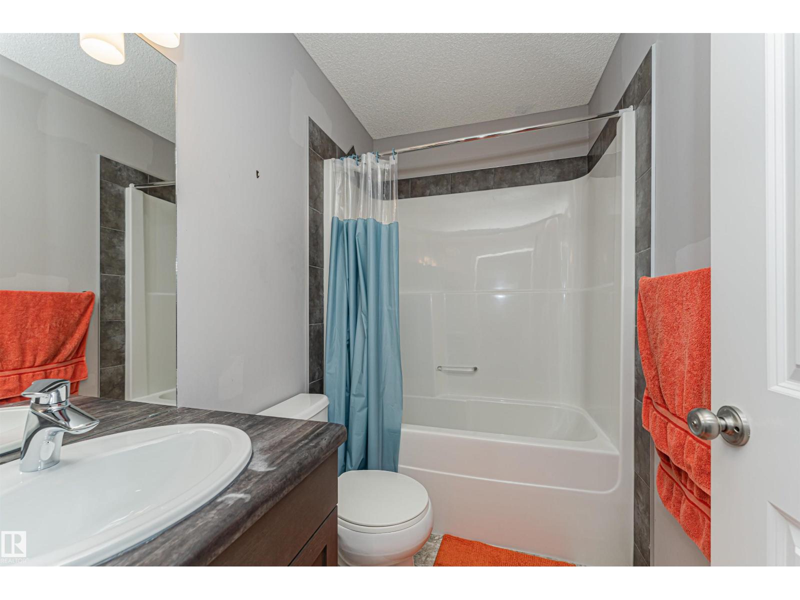 2450 GLENRIDDING BV SW, Edmonton