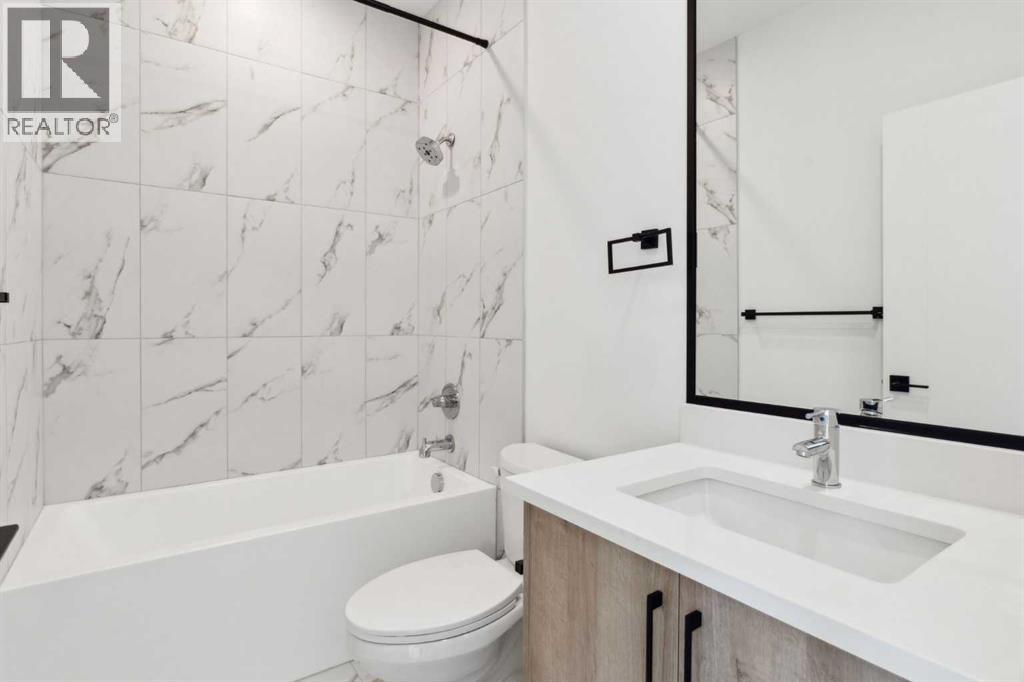 2831 36 STREET SW - 22