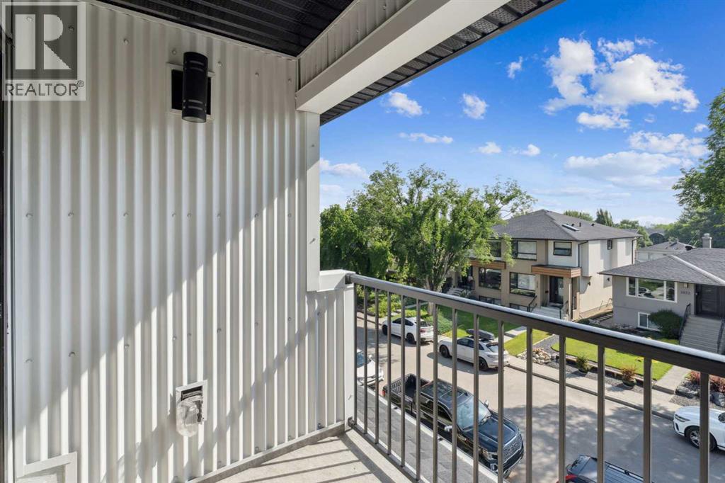 2831 36 STREET SW - 30